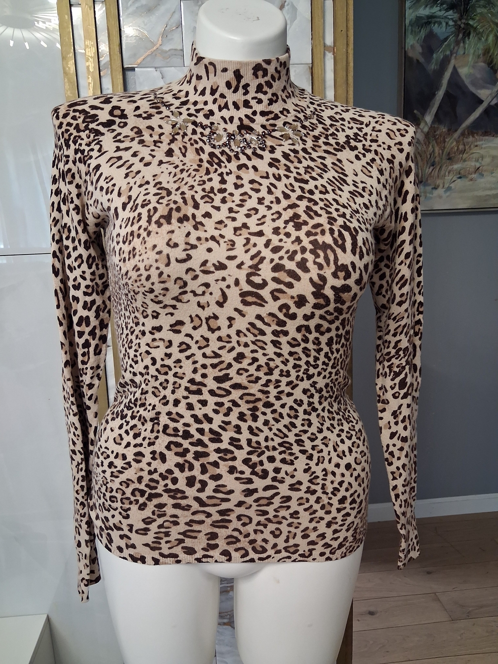 Vertigo Paris Leopard Print Long Sleeve Mock Neck Top - Beige/Brown